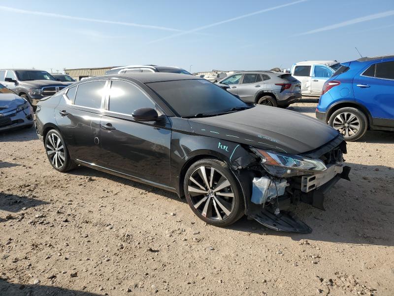 1N4BL4CV4KC258253 - 2019 NISSAN ALTIMA SR BLACK photo 4