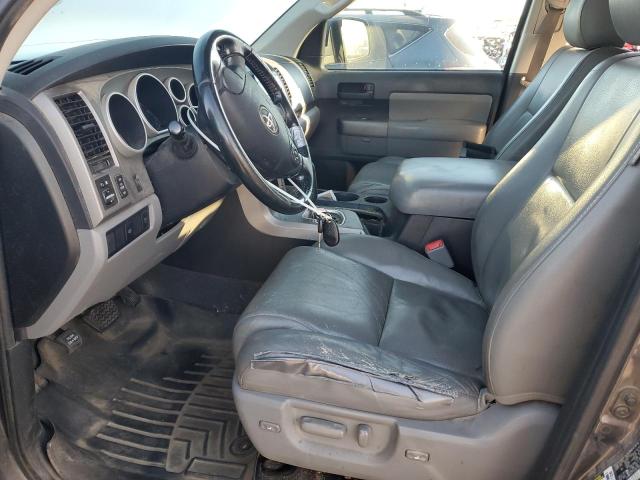 5TDBY5G11CS067995 - 2012 TOYOTA SEQUOIA SR5 GRAY photo 7