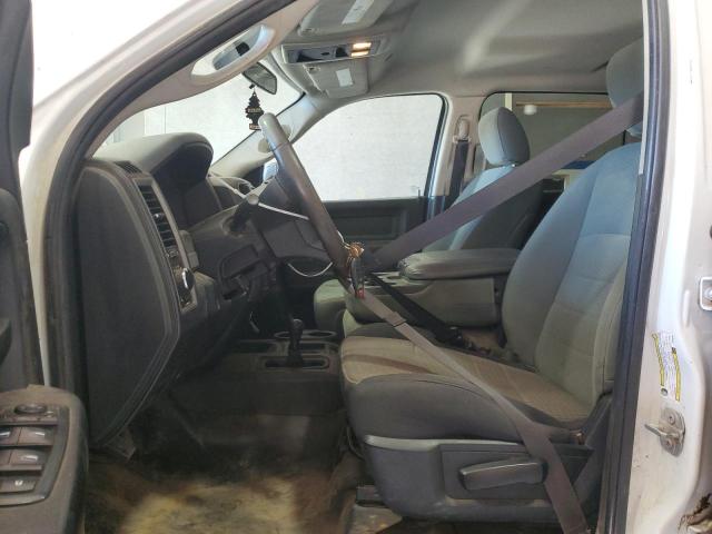 3C6TR5CT2JG388424 - 2018 RAM 2500 ST Белый фото 7