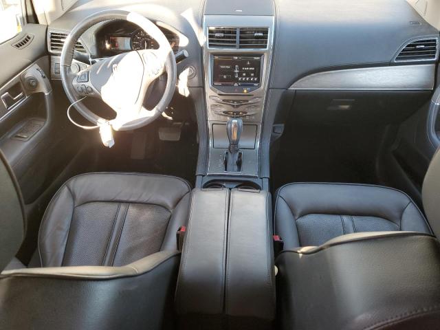 2LMDJ8JK3CBL15164 - 2012 LINCOLN MKX თეთრი ფოტო 8