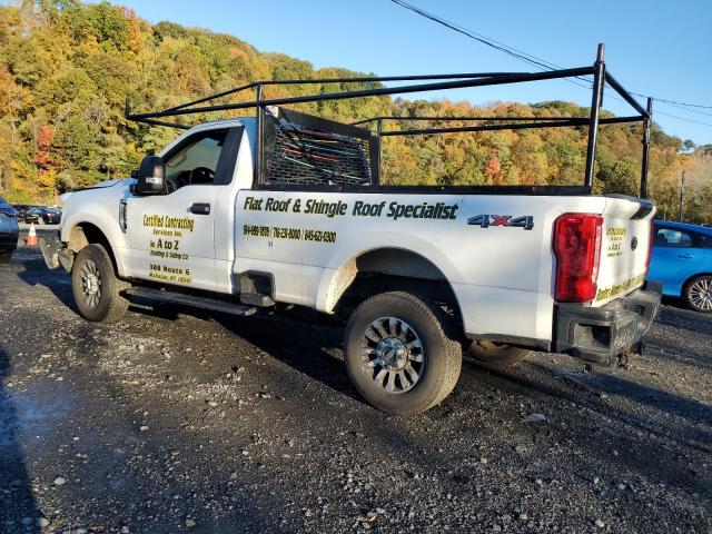 1FTBF2B63KED69901 - 2019 FORD F250 SUPER DUTY WHITE photo 2