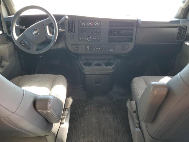 1GCWGAFP1K1249100 - 2019 CHEVROLET EXPRESS G2 Weiß Foto 8