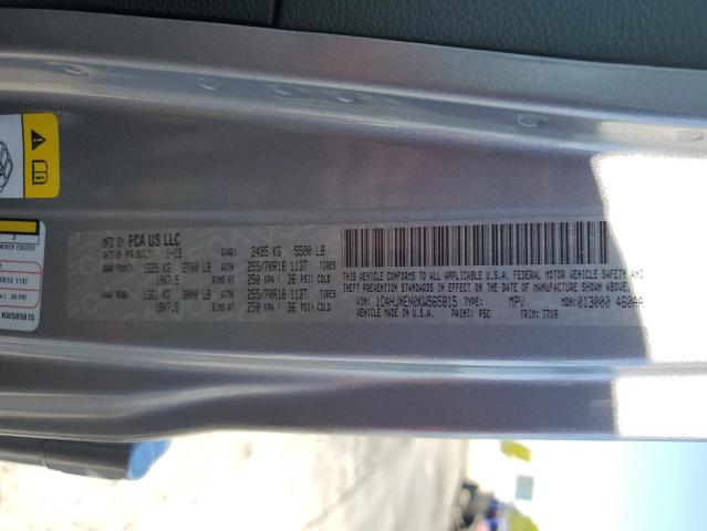 1C4HJXEN0KW565815 - 2019 JEEP WRANGLER U SAHARA Silber Foto 13