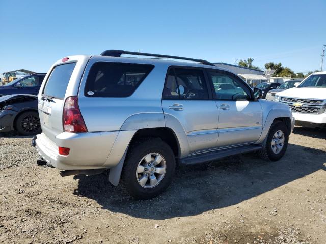 JTEZT14RX50023415 - 2005 TOYOTA 4RUNNER SR5 SILVER photo 3