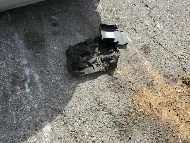 1FMCU9HD6JUC79618 - 2018 FORD ESCAPE SEL GRAY photo 13