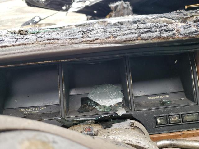 1LNLM81W0RY749104 - 1994 LINCOLN TOWN CAR EXECUTIVE Մանուշակագույն լուսանկար 9