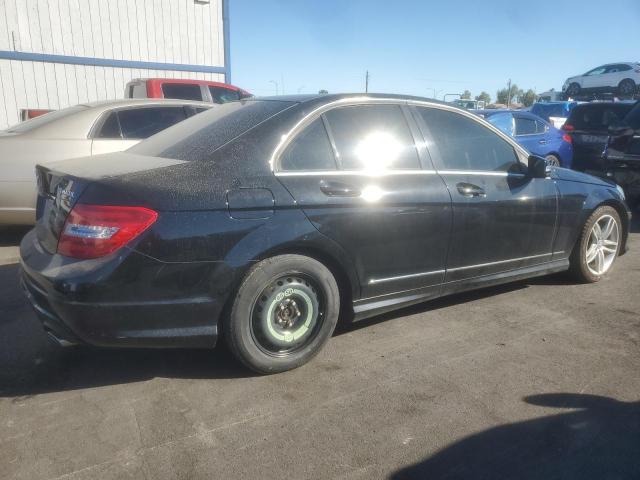WDDGF8BB4CA718861 - 2012 MERCEDES-BENZ C 300 4MATIC BLACK photo 3