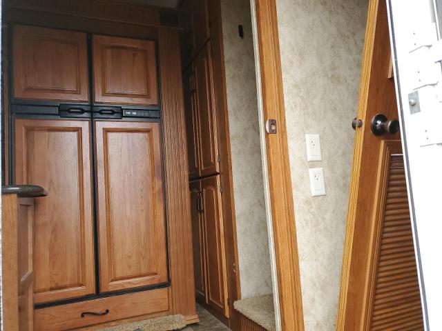 4YDF3402XD4700534 - 2013 KEYSTONE MONTANA 白色 照片 5