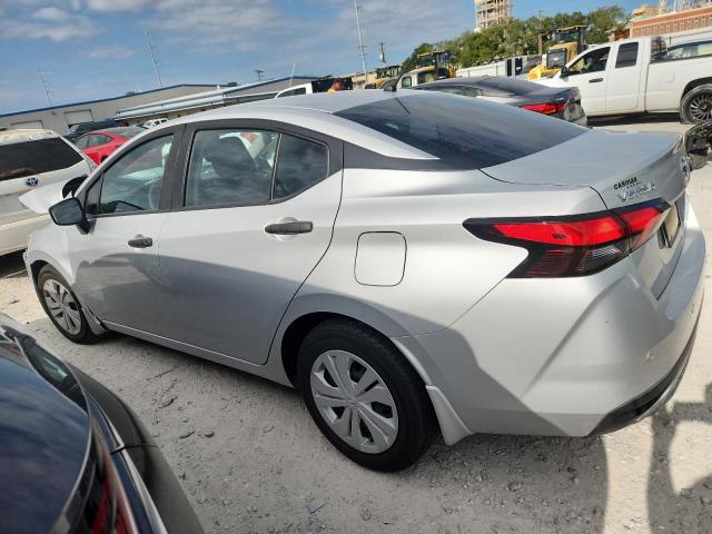 3N1CN8DV4LL810387 - 2020 NISSAN VERSA S SILVER photo 2