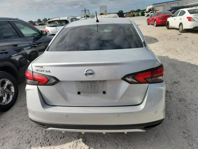 3N1CN8DV4LL810387 - 2020 NISSAN VERSA S SILVER photo 6