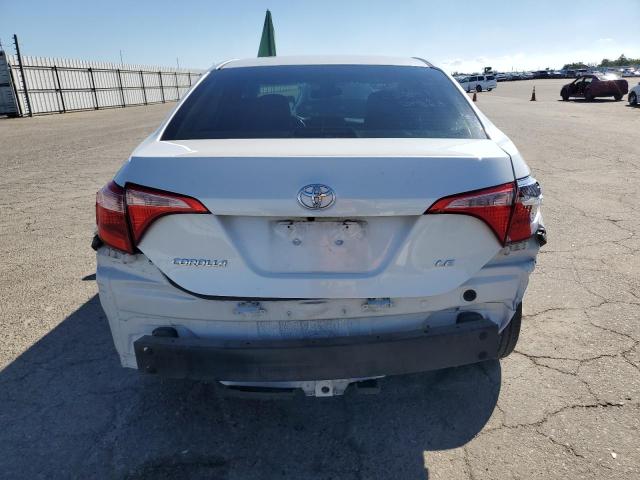 5YFBURHE0JP755125 - 2018 TOYOTA COROLLA L თეთრი ფოტო 6