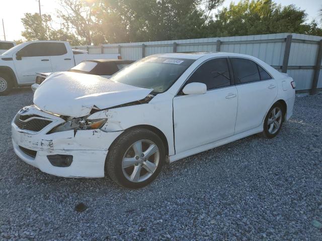 2011 TOYOTA CAMRY BASE, 
