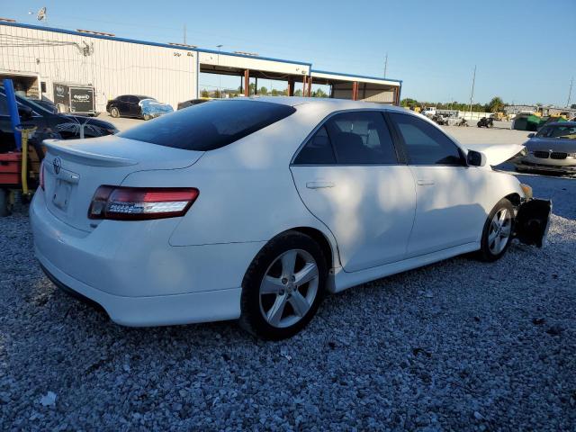 4T1BF3EK1BU736326 - 2011 TOYOTA CAMRY BASE თეთრი ფოტო 3