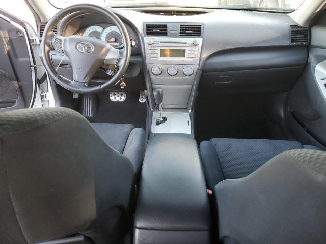 4T1BF3EK1BU736326 - 2011 TOYOTA CAMRY BASE თეთრი ფოტო 8