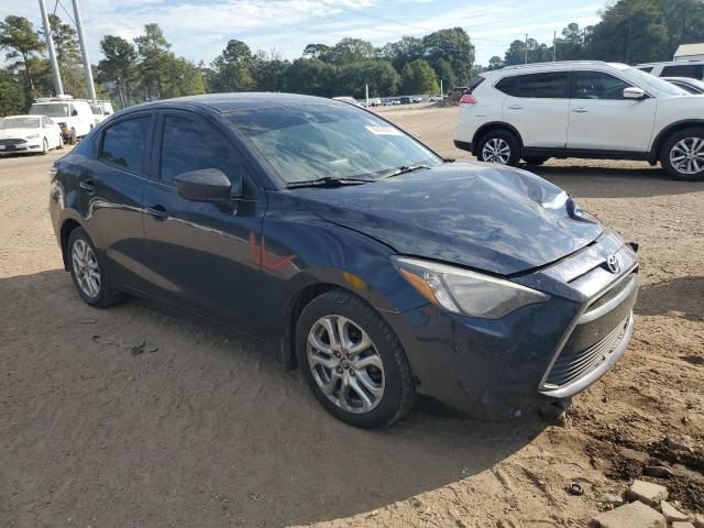 3MYDLBYV1JY313796 - 2018 TOYOTA YARIS IA BLUE photo 4
