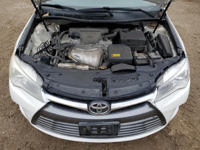4T4BF1FK8FR468535 - 2015 TOYOTA CAMRY LE WHITE photo 11