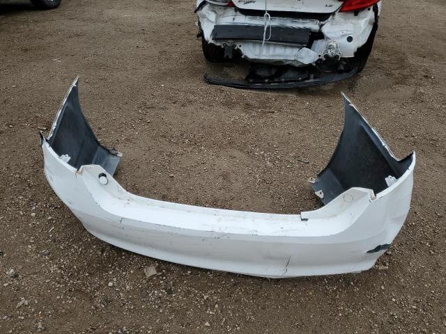 4T4BF1FK8FR468535 - 2015 TOYOTA CAMRY LE WHITE photo 12