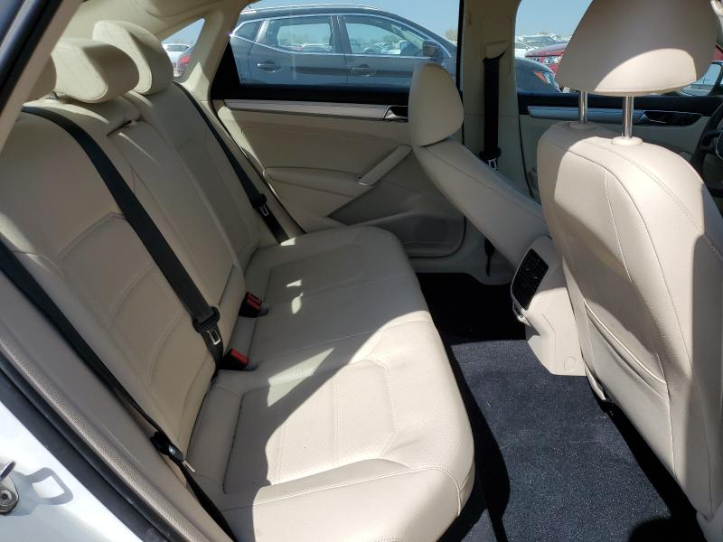 1VWLA7A36KC012762 - 2019 VOLKSWAGEN PASSAT WOLFSBURG Білий фото 10