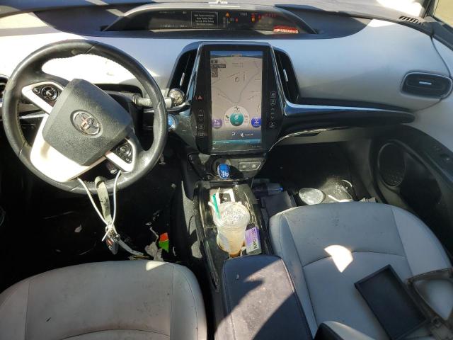 JTDKARFU4J3554498 - 2018 TOYOTA PRIUS ნაცრისფერი ფოტო 8