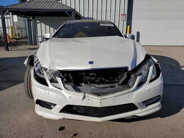 WDDKJ8JB9DF185078 - 2013 MERCEDES-BENZ E 350 4MATIC WHITE photo 5