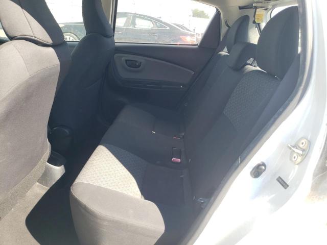 VNKKTUD37HA073939 - 2017 TOYOTA YARIS L 白色 照片 11