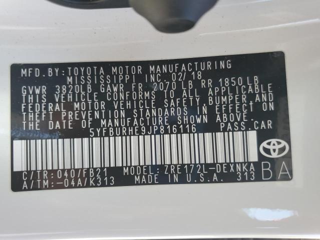 5YFBURHE9JP816116 - 2018 TOYOTA COROLLA L თეთრი ფოტო 12