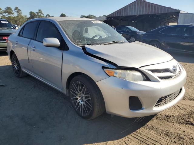 2T1BU4EE7BC668637 - 2011 TOYOTA COROLLA BASE Сріблястий фото 4