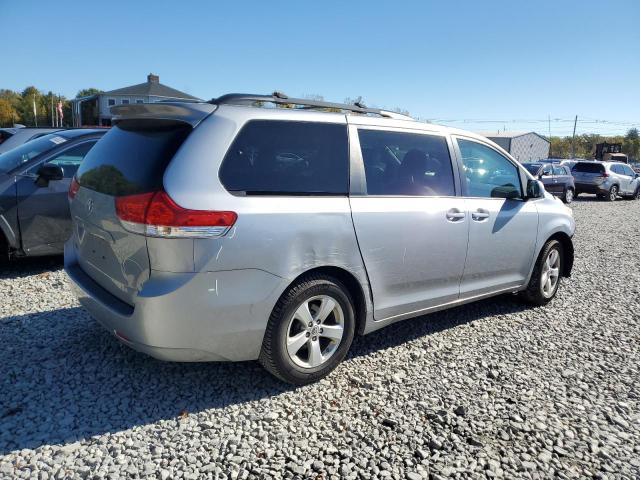 5TDKK3DC2CS236854 - 2012 TOYOTA SIENNA LE SILVER photo 3