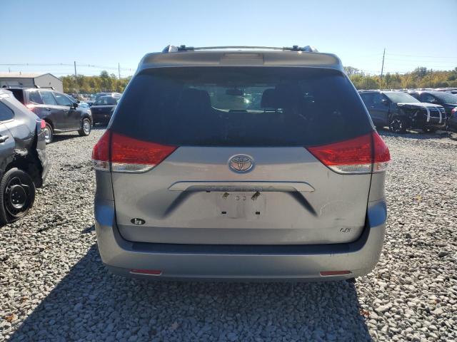 5TDKK3DC2CS236854 - 2012 TOYOTA SIENNA LE SILVER photo 6