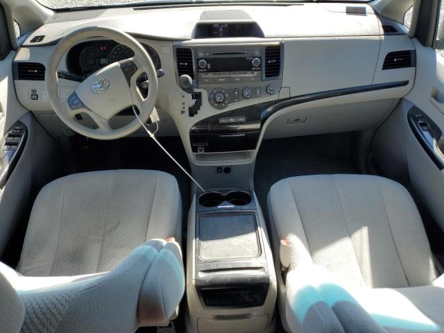 5TDKK3DC2CS236854 - 2012 TOYOTA SIENNA LE SILVER photo 8