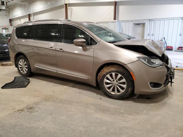 2C4RC1BG9JR153868 - 2018 CHRYSLER PACIFICA TOURING L GOLD photo 4