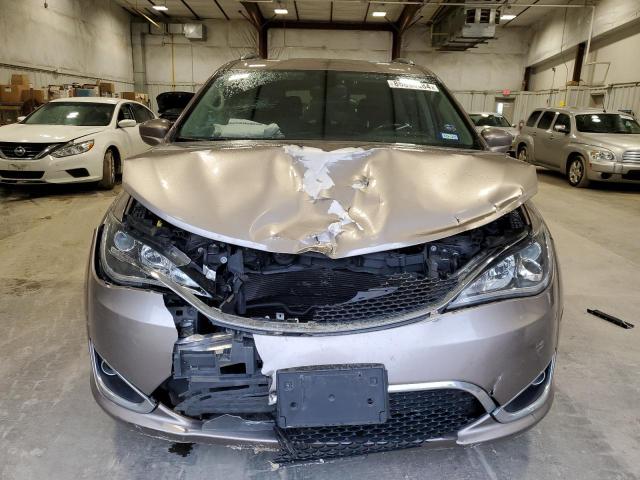 2C4RC1BG9JR153868 - 2018 CHRYSLER PACIFICA TOURING L GOLD photo 5