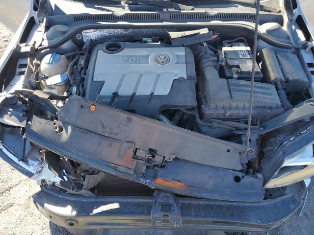 3VWLL7AJ3BM120649 - 2011 VOLKSWAGEN JETTA TDI SILVER photo 11