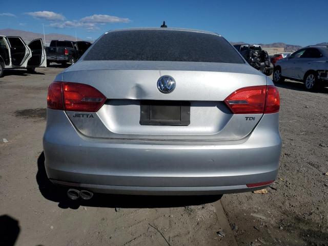 3VWLL7AJ3BM120649 - 2011 VOLKSWAGEN JETTA TDI SILVER photo 6