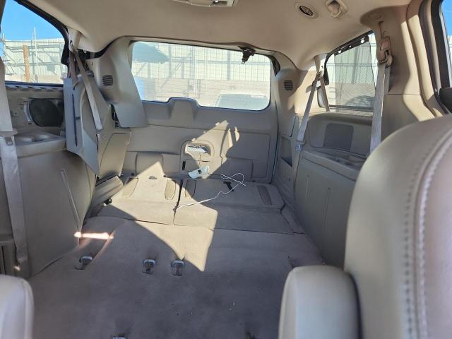 2C4RC1CGXCR237344 - 2012 CHRYSLER TOWN & COU TOURING L GOLD photo 10