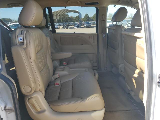 5FNRL3H72AB006872 - 2010 HONDA ODYSSEY EXL WHITE photo 11