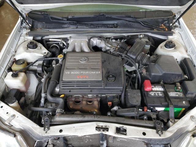 4T1BF28B82U207185 - 2002 TOYOTA AVALON XL WHITE photo 11