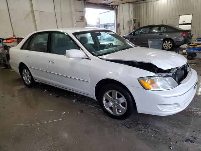 4T1BF28B82U207185 - 2002 TOYOTA AVALON XL WHITE photo 4