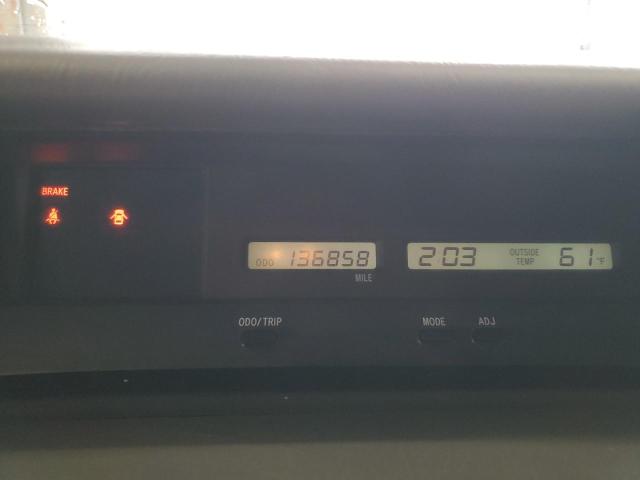 4T1BF28B82U207185 - 2002 TOYOTA AVALON XL WHITE photo 9