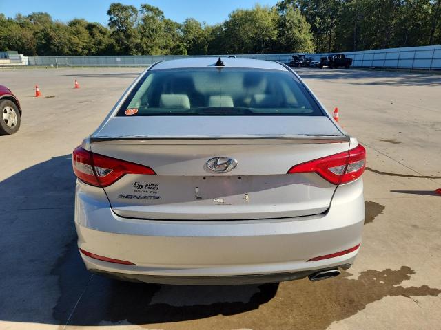 5NPE24AF3GH333199 - 2016 HYUNDAI SONATA SE SILVER photo 6