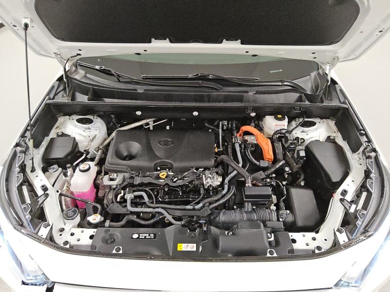 4T3RWRFV0PU090964 - 2023 TOYOTA RAV4 XLE 白色 照片 12