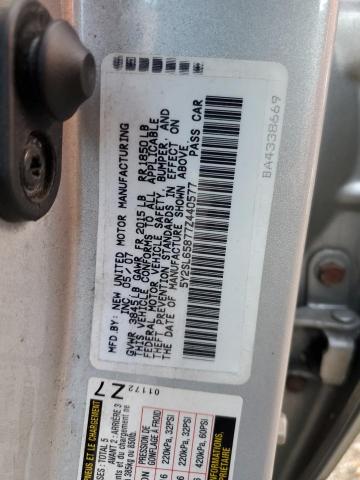 5Y2SL65877Z440577 - 2007 PONTIAC VIBE SILVER photo 12