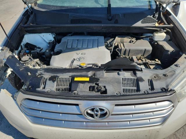 5TDZK3EH9CS081017 - 2012 TOYOTA HIGHLANDER BASE 白色 照片 11