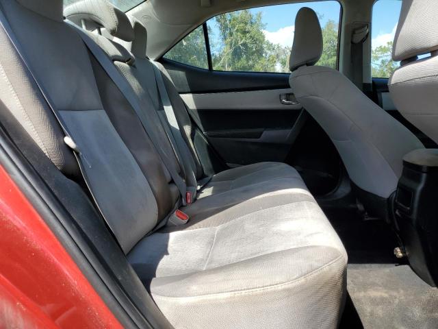 5YFBURHE7JP803686 - 2018 TOYOTA COROLLA L Czerwony zdjęcie 10