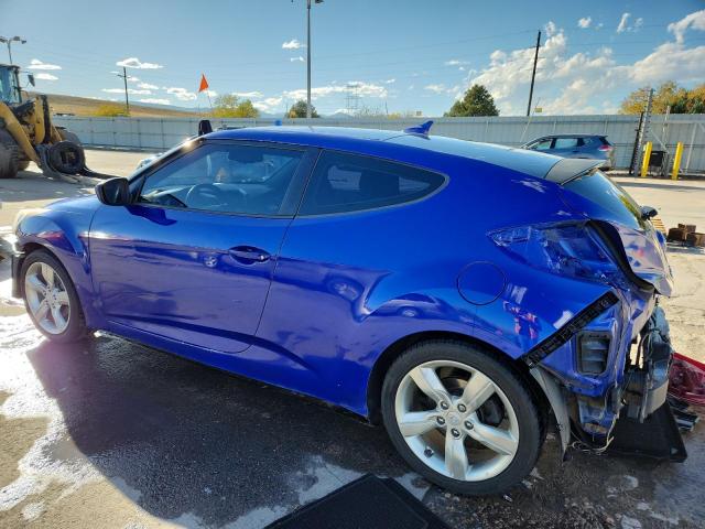 KMHTC6AD9CU022581 - 2012 HYUNDAI VELOSTER BLUE photo 2