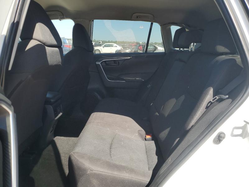 2T3H1RFV7RW364786 - 2024 TOYOTA RAV4 LE Ақ фото 11