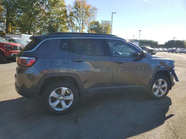 3C4NJDBB7HT692345 - 2017 JEEP COMPASS LATITUDE GRAY photo 3