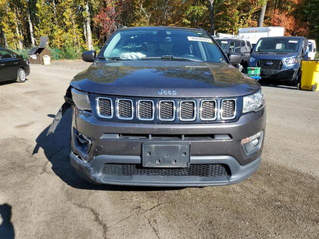 3C4NJDBB7HT692345 - 2017 JEEP COMPASS LATITUDE GRAY photo 5