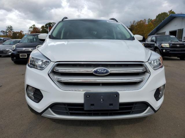 1FMCU9GD0JUD53102 - 2018 FORD ESCAPE SE თეთრი ფოტო 5