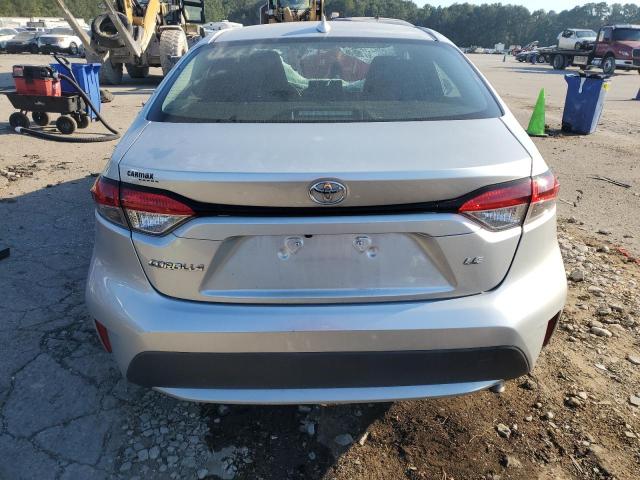 5YFEPMAEXMP249615 - 2021 TOYOTA COROLLA LE ვერცხლისფერი ფოტო 6